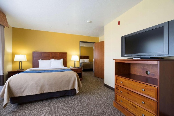Comfort Inn And Suites Cedar City image 4
